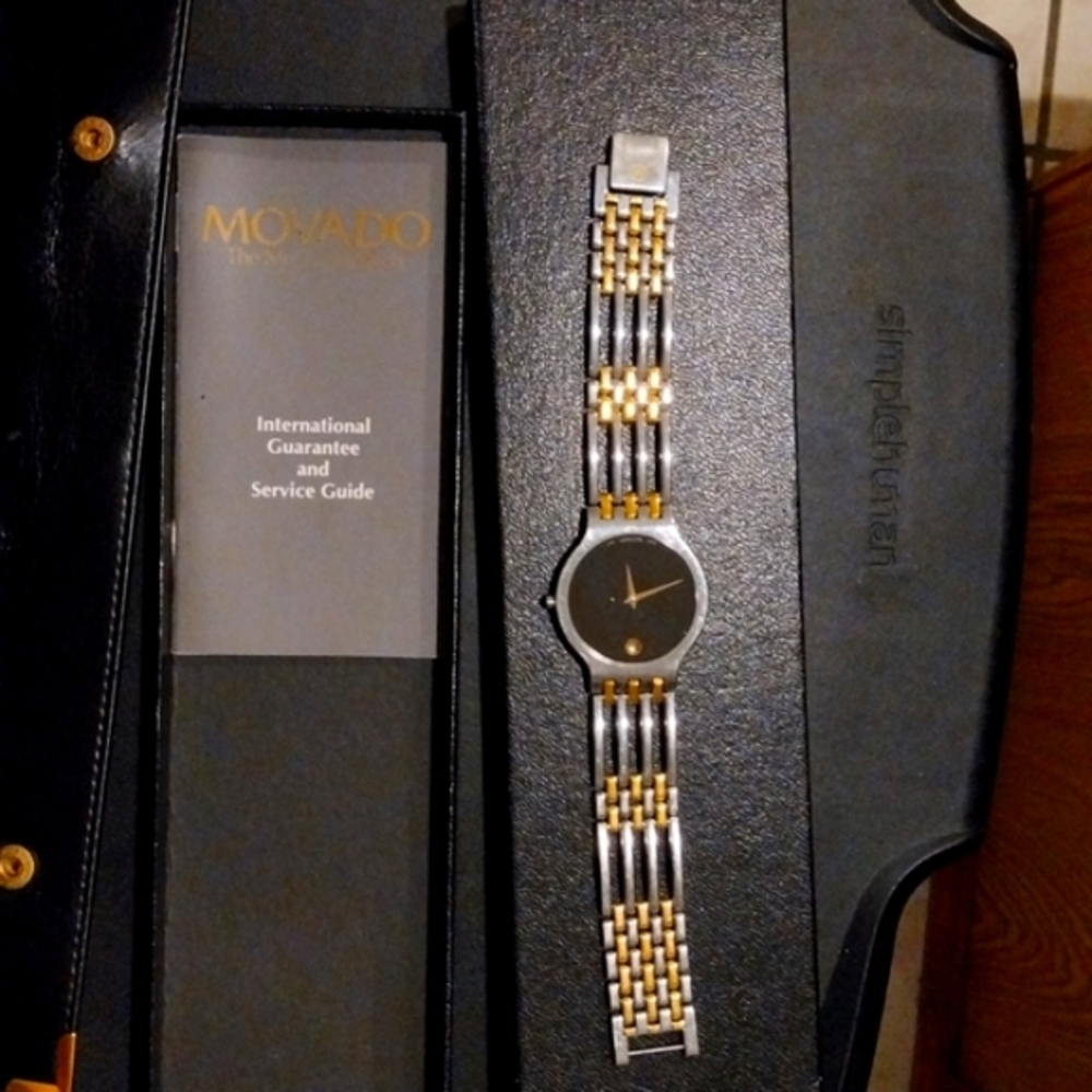 Movado Esperanza